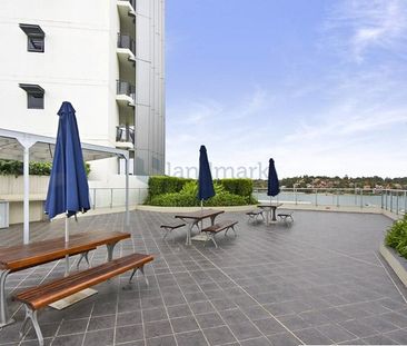 30 Fortescue Street, Chiswick NSW 2046 - Townhouse For Rent | Domain - Photo 2