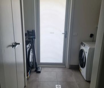 Flora Hill - Photo 5