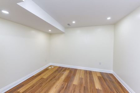 For Lease - 5744 Philip Drive Unit# Basement, Mississauga, Ontario - Photo 4