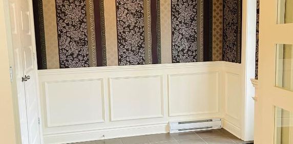 Condo 4 et 1/2 a louer . Sainte Marthe sur le lac. 1250 PC. 1650$ par moi. semi meublé. - Photo 2