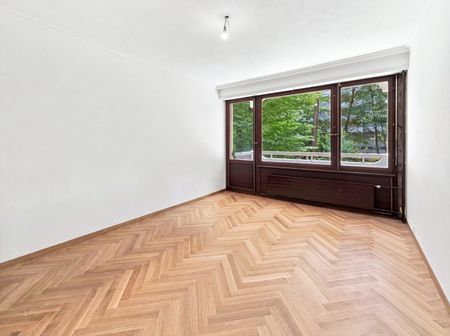 Appartement rénové avec balcon – Route de Florissant, Genève - Photo 3