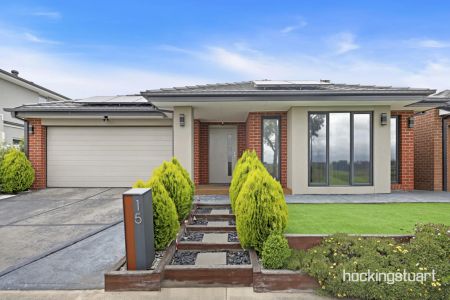 SPACIOUS FAMILY HOME IN KINBROOK ESTATE OF DONNYBROOK - Photo 4