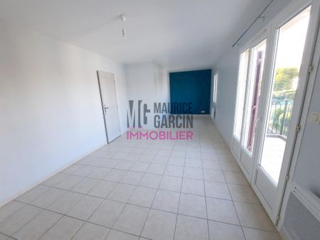 A LOUER - APPARTEMENT CARPENTRAS - STUDIO : 34.50m² - Photo 2