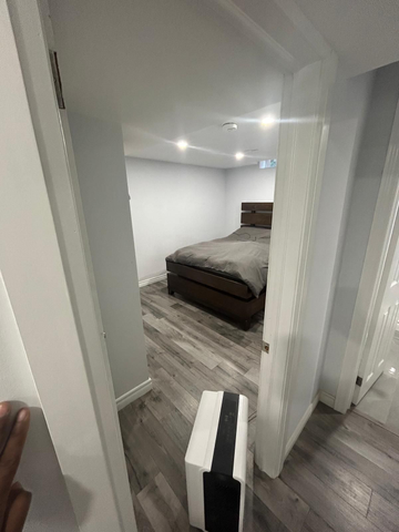 For Lease - 1117 Harvest Drive Unit# Legal Basement, Pickering, Ontario - Photo 5