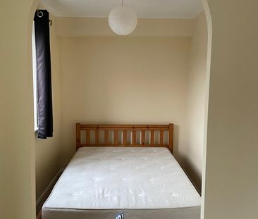 Studio Flat, Dobson House, SE14 - Photo 2