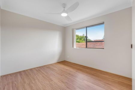 "Style, Space, and the Ultimate Coorparoo Convenience." - Photo 3