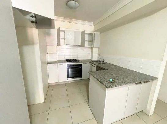 4/180-188 South Parade, Auburn NSW 2144 - Photo 1