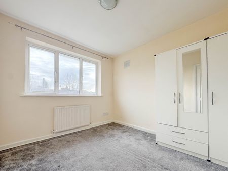 3 Bed Semi-Detached House, Smalldale Road, B42 - Photo 4