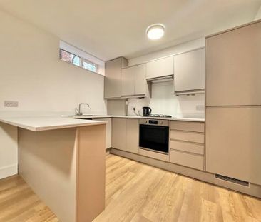 1 Bedroom Apartment To Let - Photo 3