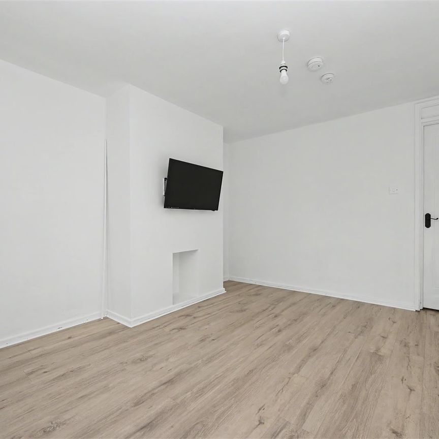 9 Catherine Street North, Belfast, BT2 8LR - Photo 1