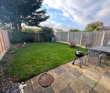 Torrington, Shoeburyness, Bishopsteignton Location, Essex, SS3 - Photo 4