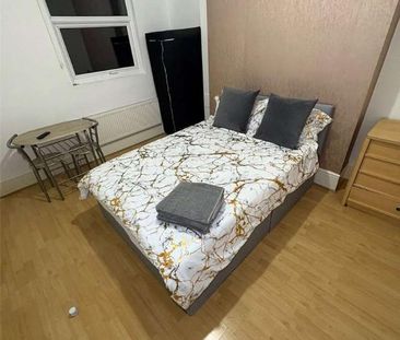 Ellison Road, London, SW16 - Photo 1