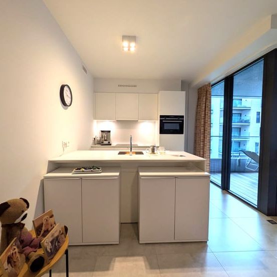 Appartement te huur - Photo 1