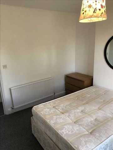 Whittington Rd, London, London, N22 - Photo 5