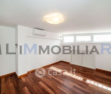Attico, mansarda in Affitto in Piazzale dei Caduti della Montagnola... - Photo 3