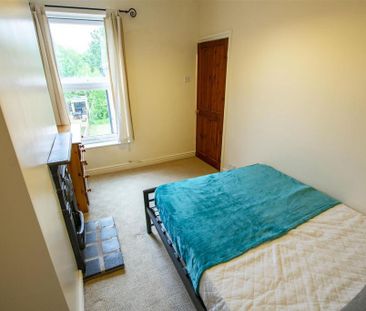 2 bedroom house to rent - Photo 2