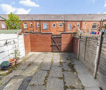 2 bedroom terraced house to rent - Photo 3