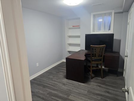 For Lease - 1053 Orenda Street, Pickering, Ontario - Photo 5