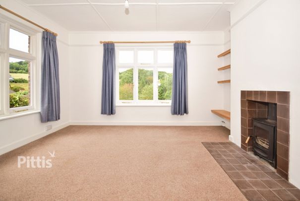 2 bedroom detached bungalow to rent - Photo 1