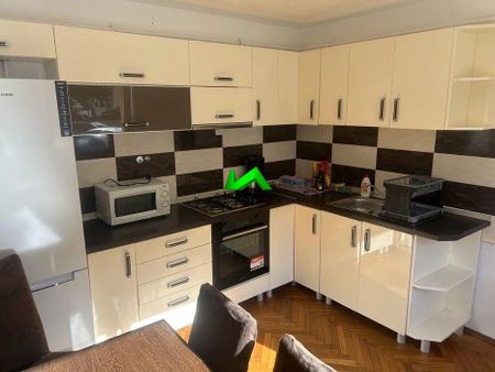 Apartament de inchiriat 3 camere 2 bai Sibiu Promenada Mall - Photo 2