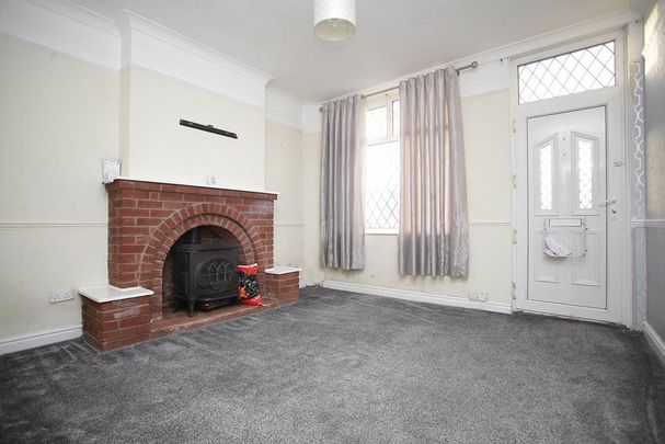 3 bedroom end of terrace house to rent - Photo 1