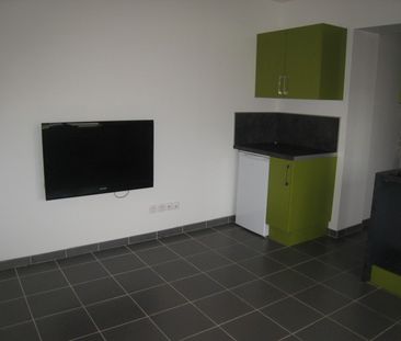 Location Appartement 2 pièces 29m² VALENCIENNES 59300 - Photo 2