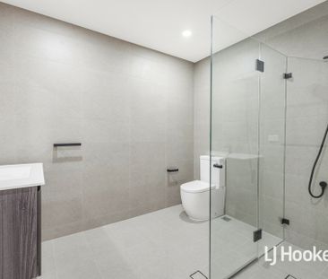 Brand New One Bedroom Apartment - Available now! - Photo 5