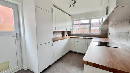 3 bedroom house to rent - Photo 2