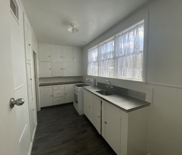 Family home on Manuka - Sweet!! - Photo 2