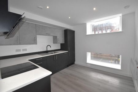 Studio to rent - Photo 2