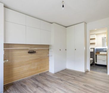 Bel appartement de 3.5 pièces rénové et bien équipé, garage-box inclus - Foto 5