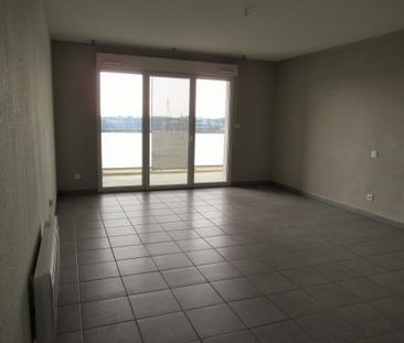 STUDIO MEUBLE AVEC TERRASSE/PARKING NARBONNE - Photo 1