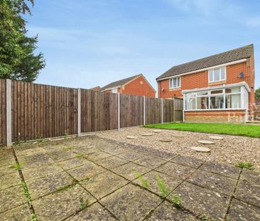 2 bedroom semi-detached house to rent - Photo 4