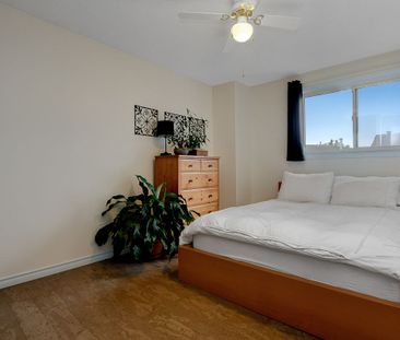 For Lease - 18 Vanessa Terrace, Barrhaven, Ontario - Photo 3