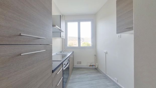 Location Appartement 2 pièces 49m² CHATELLERAULT 86100 - Photo 1
