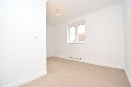 Bull Road, Ipswich, IP3 8GP - Photo 2
