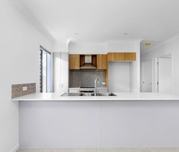 Comfortable, Convenient Living in the Heart of Griffin! - Photo 5