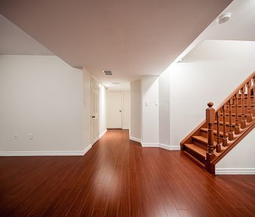 2 Bedroom Apartment for Rent, Markham Rd - Photo 3