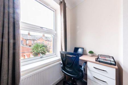 3 bedroom terraced house to rent - Photo 4