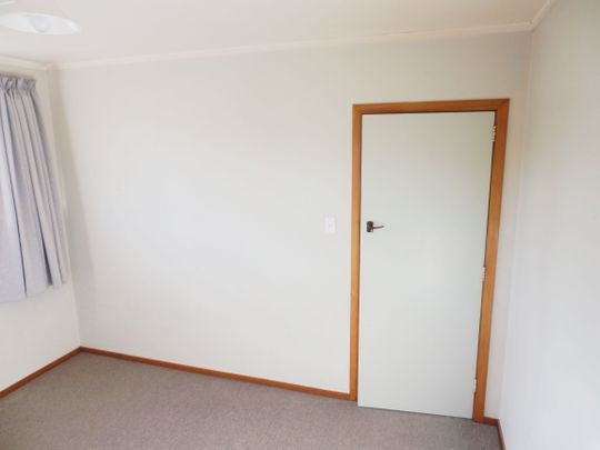 Comfortable Two Bedroom Home - Photo 1