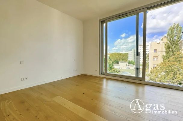 Exklusives Wohnen in Berlin-Mitte: Traumhafte 4-Zimmer-Wohnung mit Balkon, EBK und Tiefgarage - Photo 1