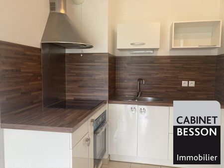 Location Appartement 2 pièces 43m² ST ISMIER 38330 - Photo 3