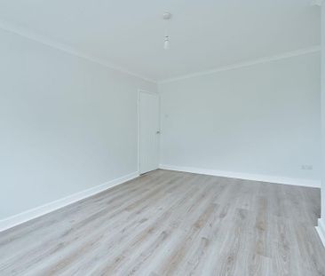 2 bedroom maisonette to rent - Photo 4