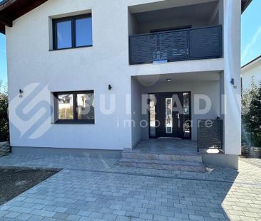 Casa de inchiriat cu 5 camere, 3 bai, curte in Dezmir - Fotografie 1