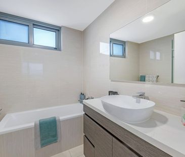 STYLE AND FUNCTIONALITY - YOUR DREAM HOUSE AWAITS! - Photo 3