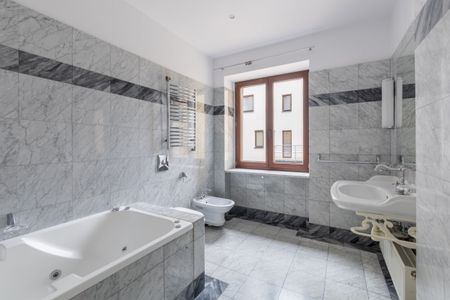 Mokotów, 112,57m2, 4 pokoje w kamienicy, balkon - Photo 5