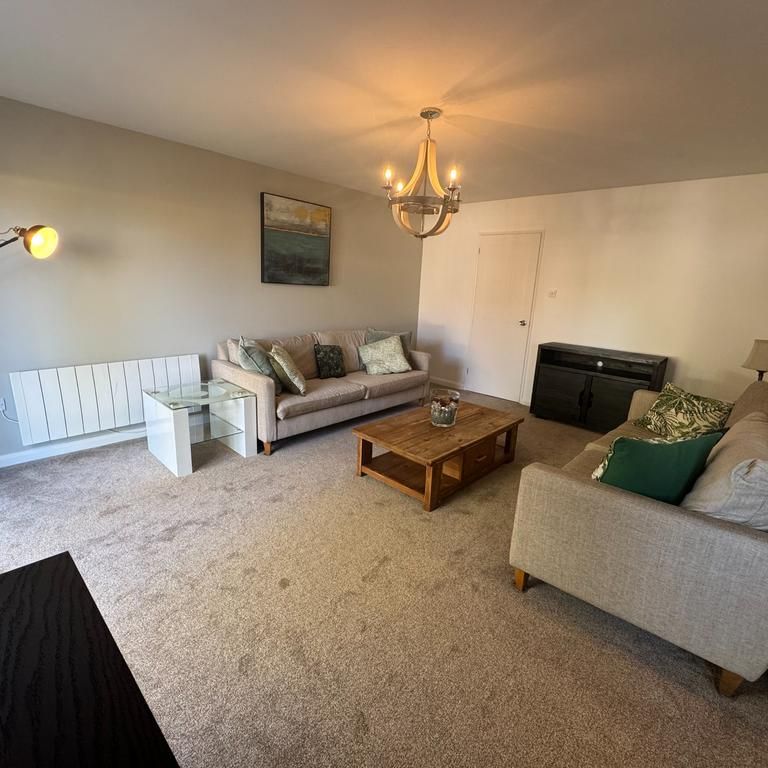 2 bedroom flat to rent - Photo 1