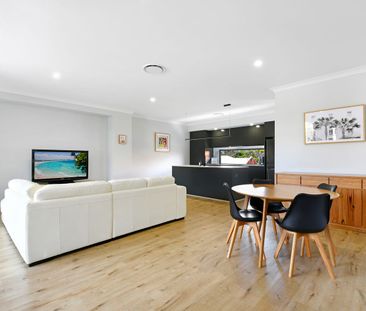 Executive Villa in a Sought-After Location - Photo 5