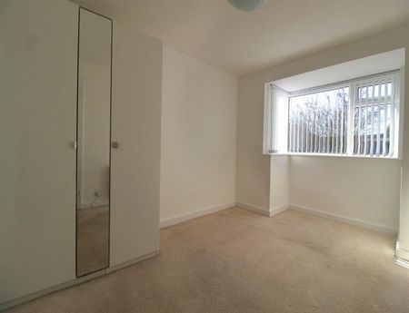 2 Bedroom Apartment Available Arranging tenancy - Photo 3