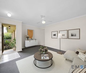 Room To Move In This 3 Bedroom Home. - Photo 4